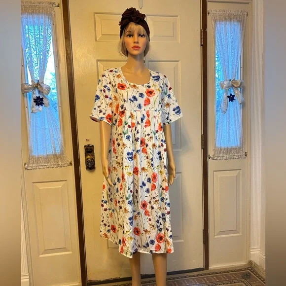 noracora | Dresses | Noracora Shortsleeved Floral Dress Nwt | Poshmark